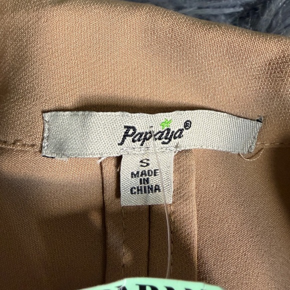 Papaya Women's Beige Blazer - Picture 2 of 5